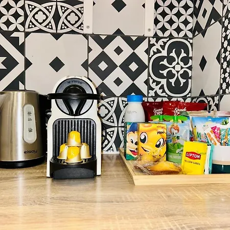 Apartman Old Town Immersion-breakfast-central-self Check-in Nizza